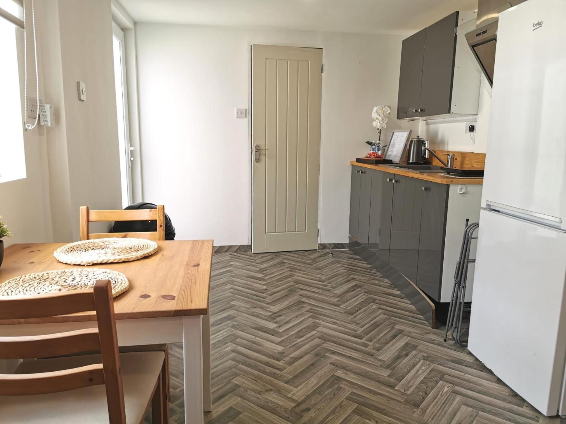 Cosy Studio In Havant! Near A3 And Staunton Country Park Esterno foto